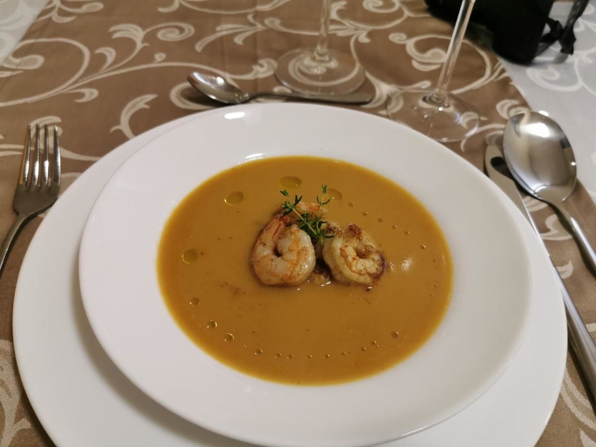 Отель Pensiunea JOJO Imperial Resort&Spa Бэиле-Еркулане-16